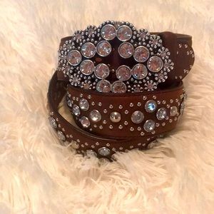 Justin Boots Woman’s Brown Leather Bling Belt Size 36
